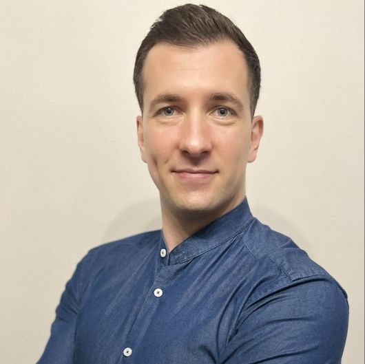 Sebastian Sierakowski fizjoterapeuta rehabilitacja Warszawa Rehability